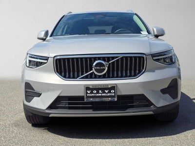 2024 Volvo XC40 Core Bright Theme