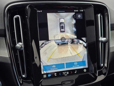 2024 Volvo XC40 Plus Dark Theme