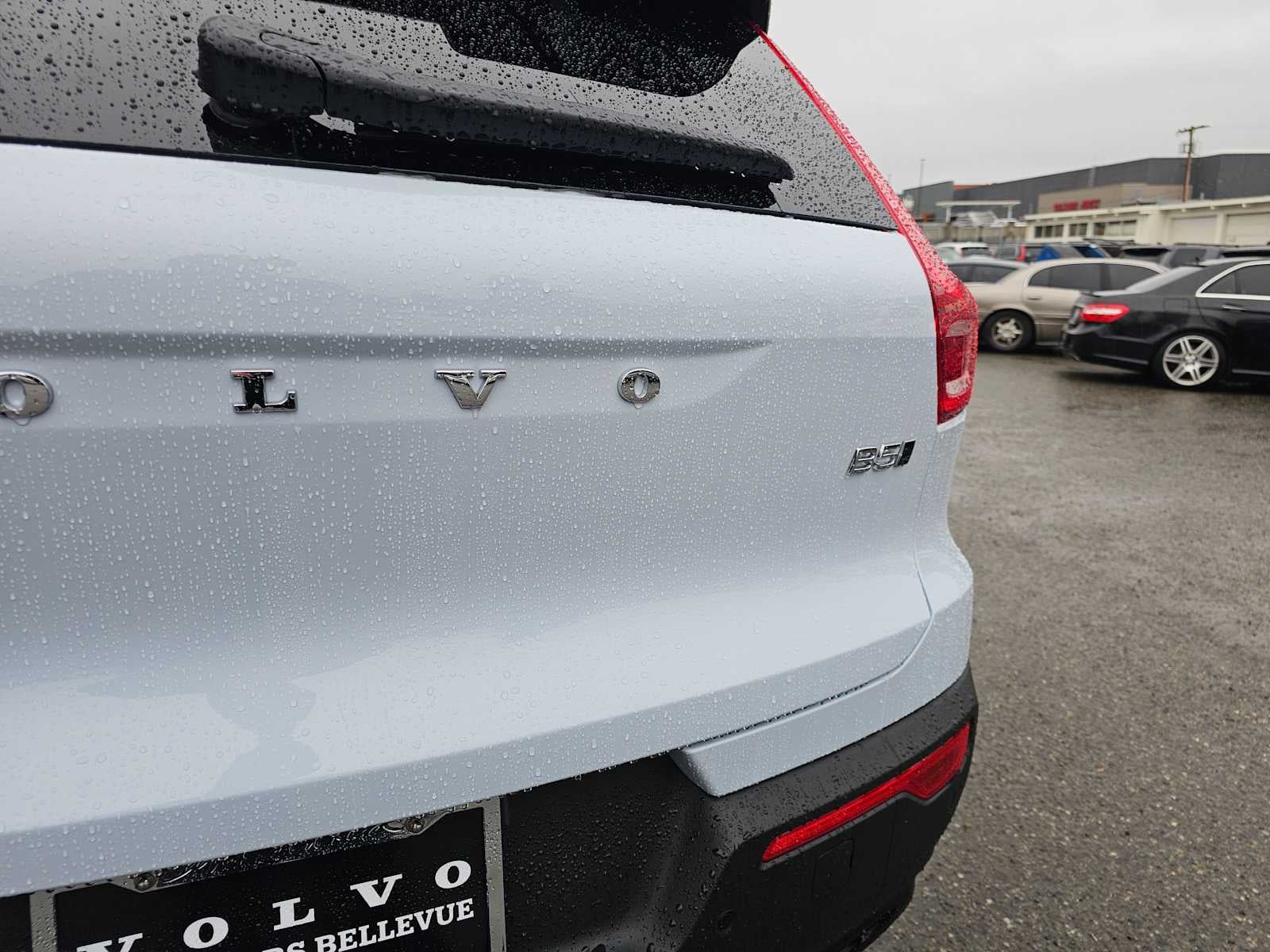 2025 Volvo XC40 Ultra Dark Theme