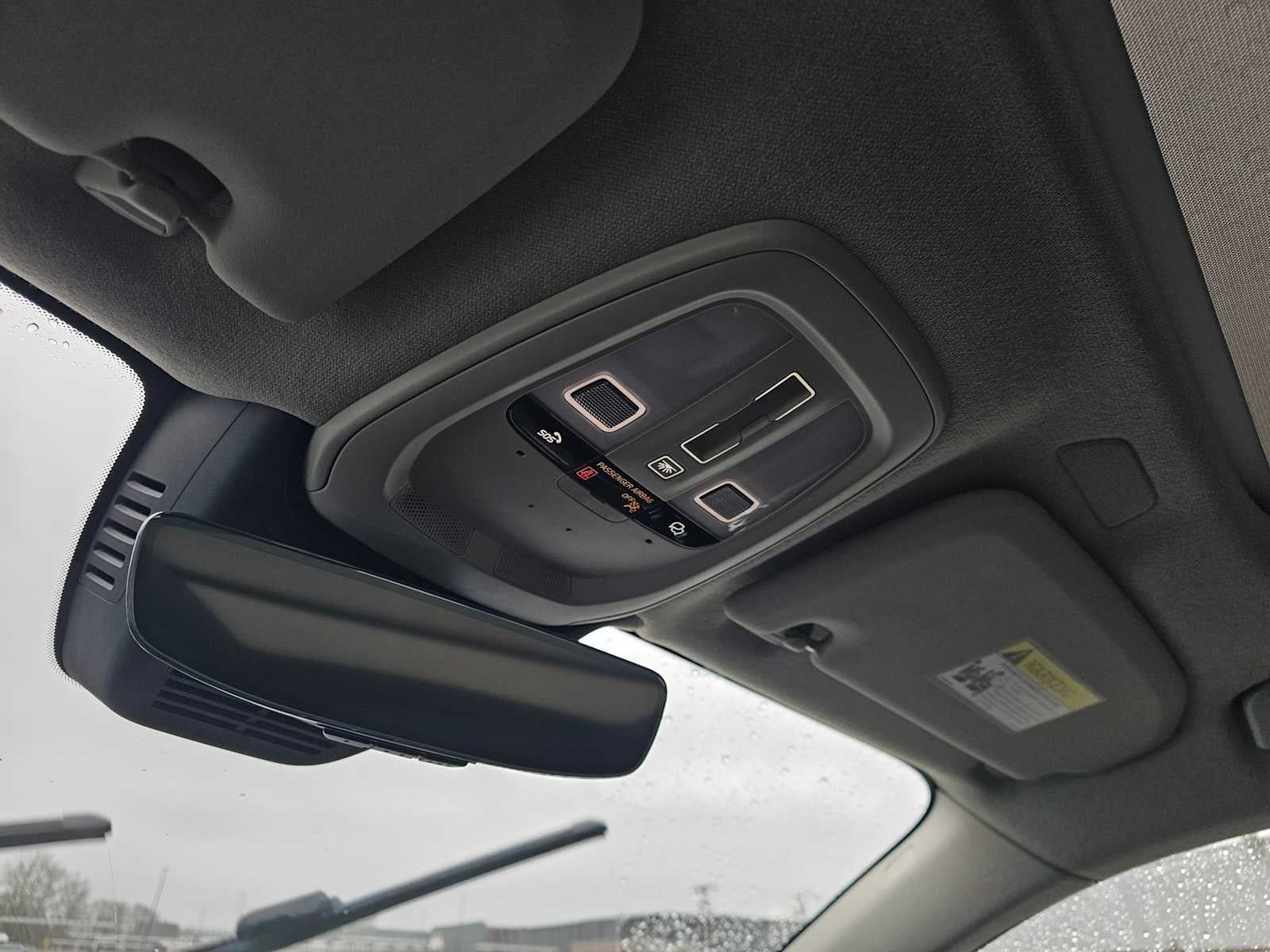 2025 Volvo XC40 Ultra Dark Theme