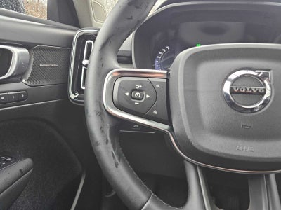 2025 Volvo XC40 Ultra Dark Theme