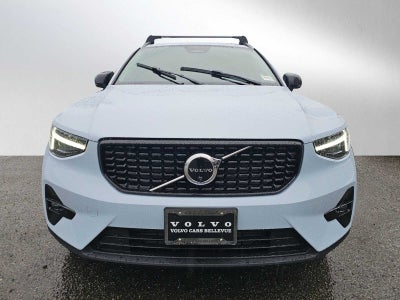 2025 Volvo XC40 Ultra Dark Theme