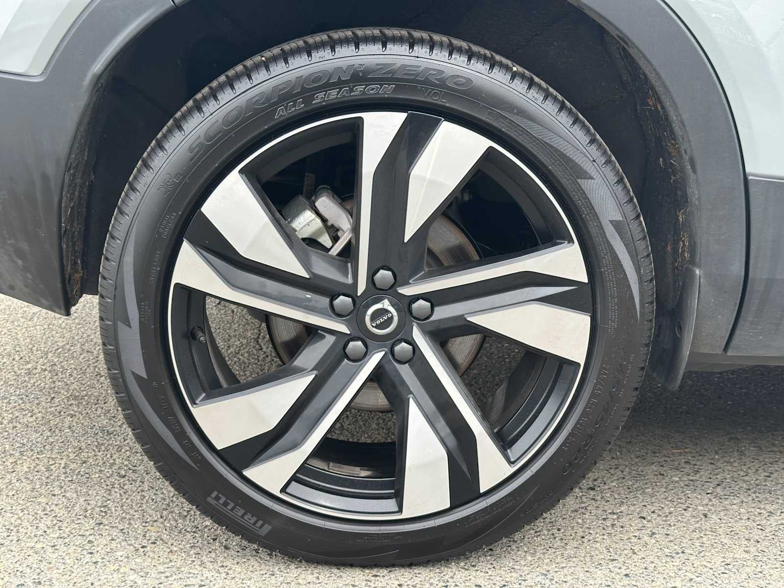 2026 Volvo XC40 Ultra