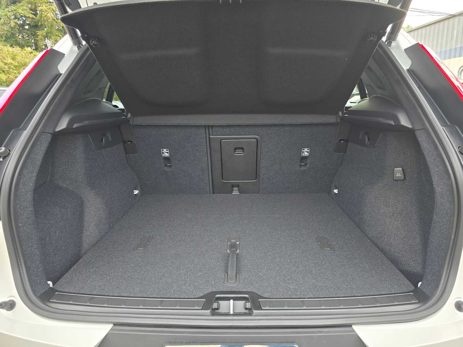 2026 Volvo XC40 Ultra