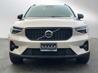 2025 Volvo XC40 Ultra Dark Theme