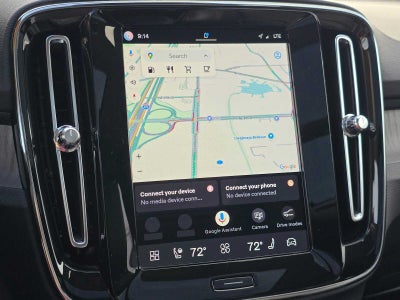 2023 Volvo XC40 Plus Bright Theme