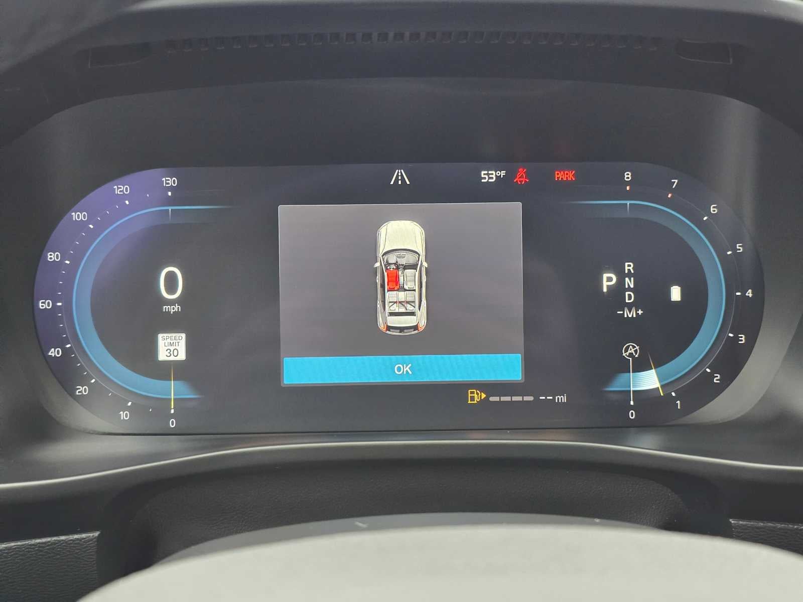 2023 Volvo XC40 Plus Bright Theme