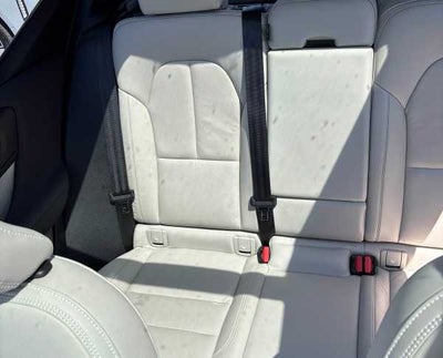 2023 Volvo XC40 Plus Dark Theme