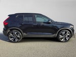 2023 Volvo XC40 Plus Dark Theme