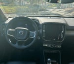 2023 Volvo XC40 Ultimate Dark Theme