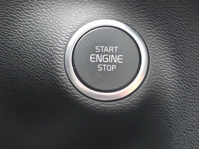 2023 Volvo XC40 Ultimate Dark Theme