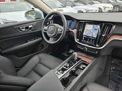 2025 Volvo V60 Cross Country Plus