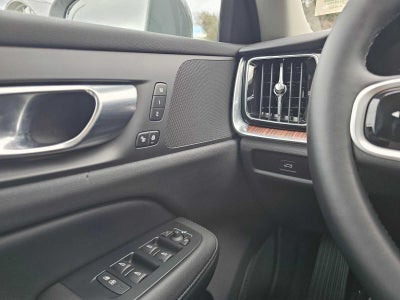 2025 Volvo V60 Cross Country Plus
