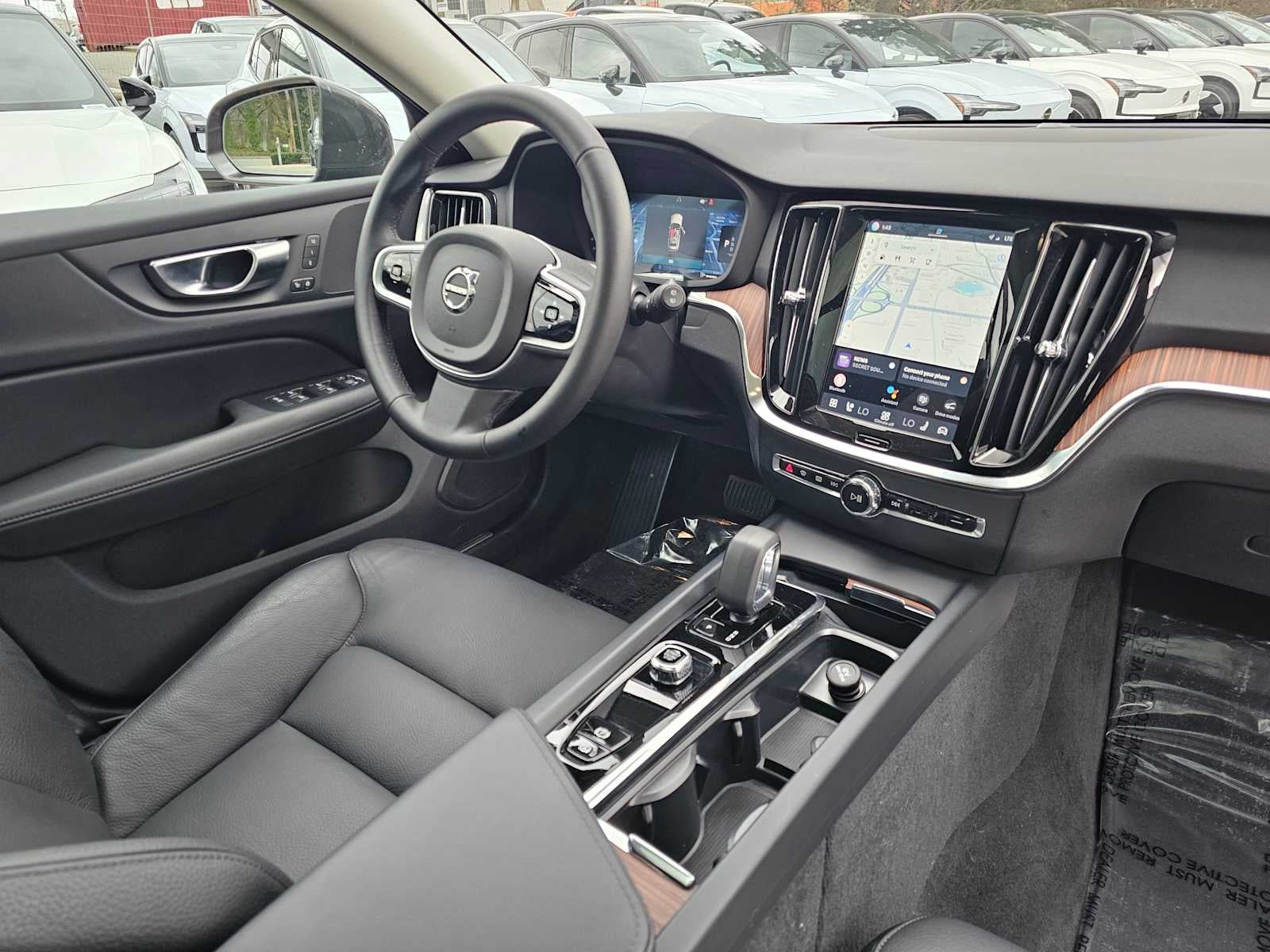 2025 Volvo V60 Cross Country Plus