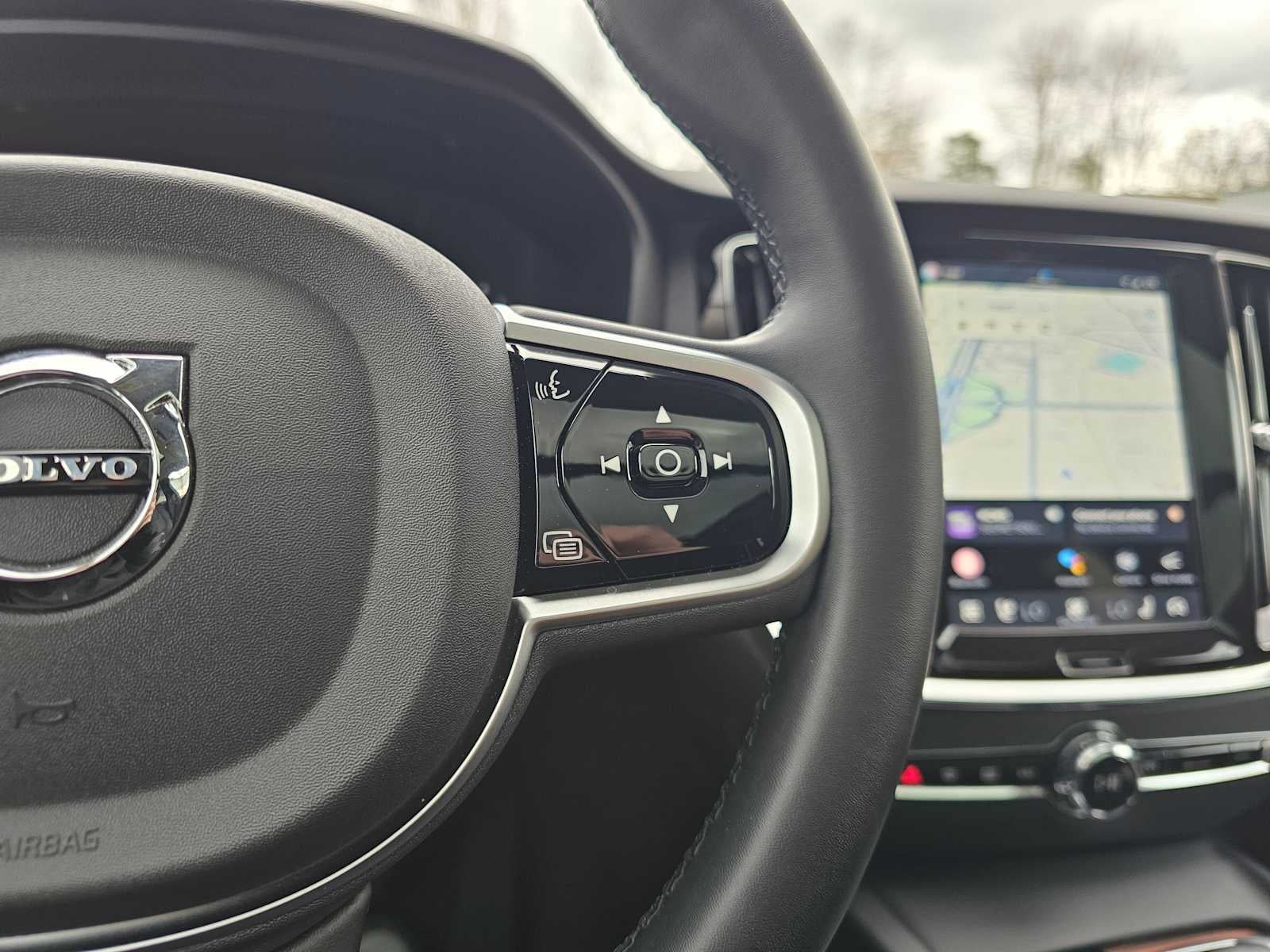 2025 Volvo V60 Cross Country Plus