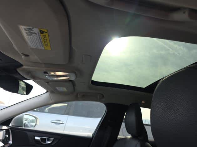 2025 Volvo V60 Cross Country Plus