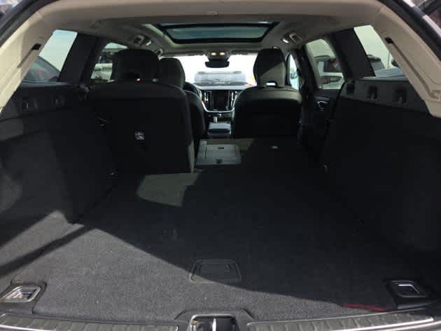 2025 Volvo V60 Cross Country Plus