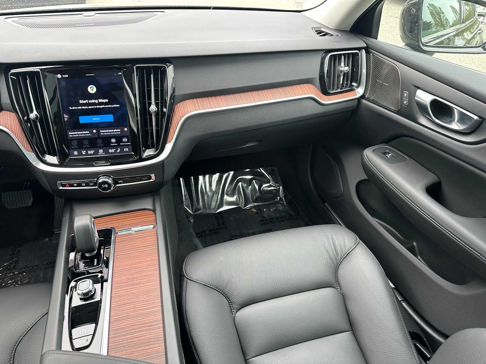 2026 Volvo V60 Cross Country Plus