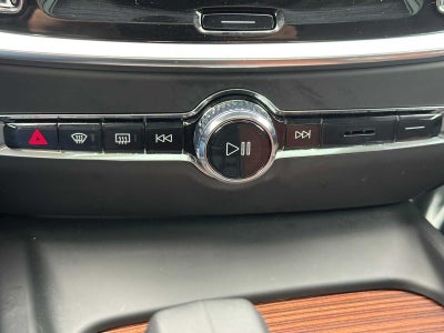 2026 Volvo V60 Cross Country Plus