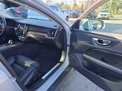 2025 Volvo V60 Cross Country Plus
