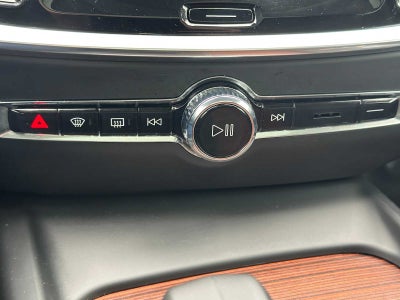 2025 Volvo V60 Cross Country Plus