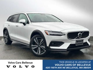 2025 Volvo V60 Cross Country Plus