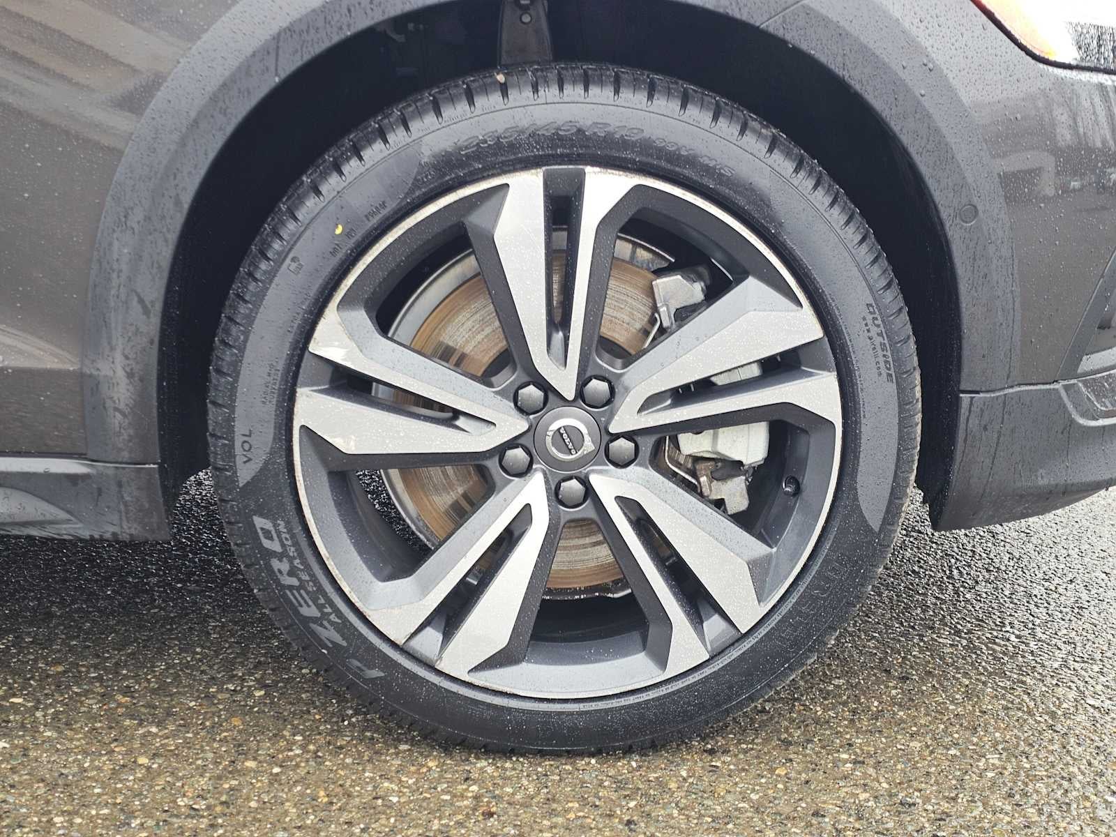 2025 Volvo V60 Cross Country Plus