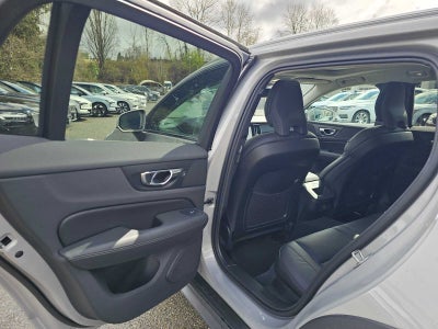 2025 Volvo V60 Cross Country Plus