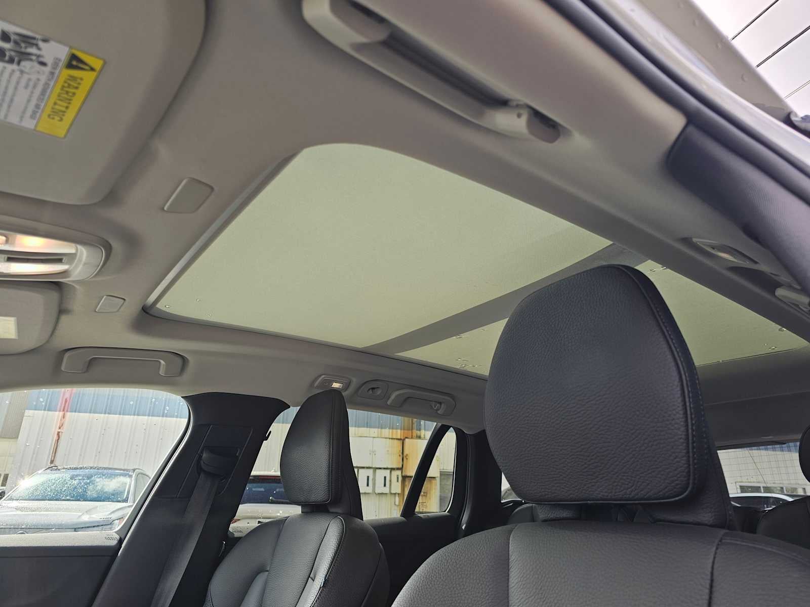 2025 Volvo V60 Cross Country Plus