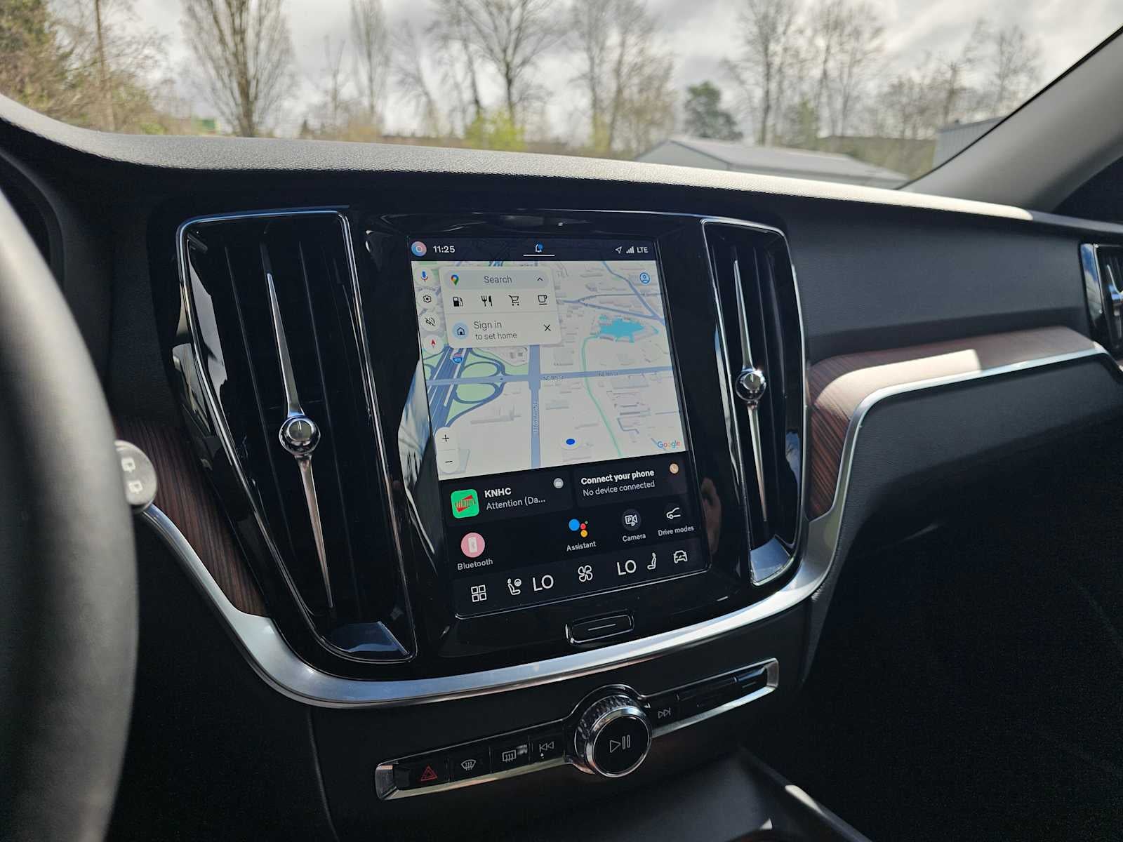 2025 Volvo V60 Cross Country Plus