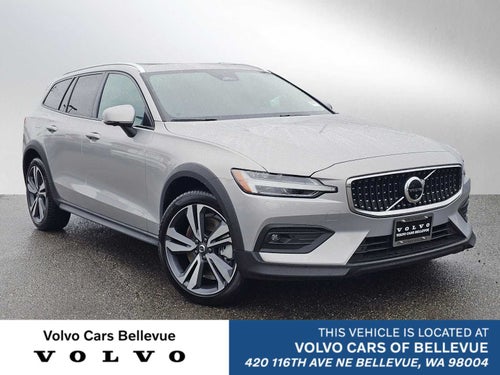 2025 Volvo V60 Cross Country Plus