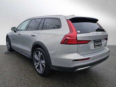 2025 Volvo V60 Cross Country Plus