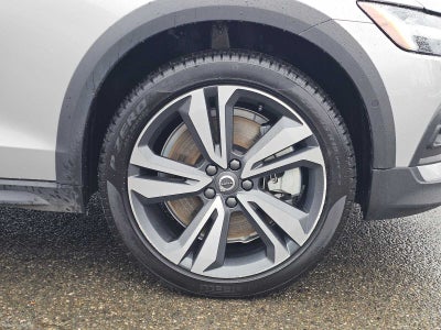 2025 Volvo V60 Cross Country Plus