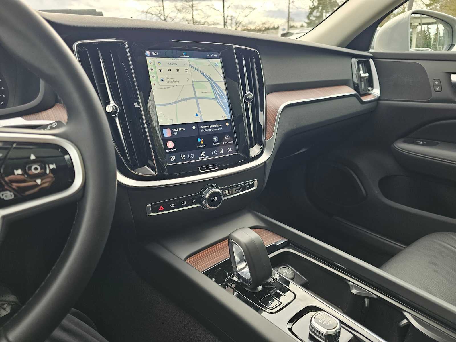 2025 Volvo V60 Cross Country Plus