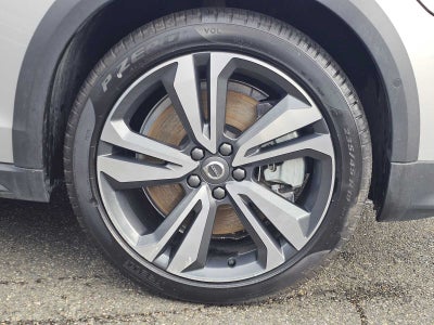 2025 Volvo V60 Cross Country Plus