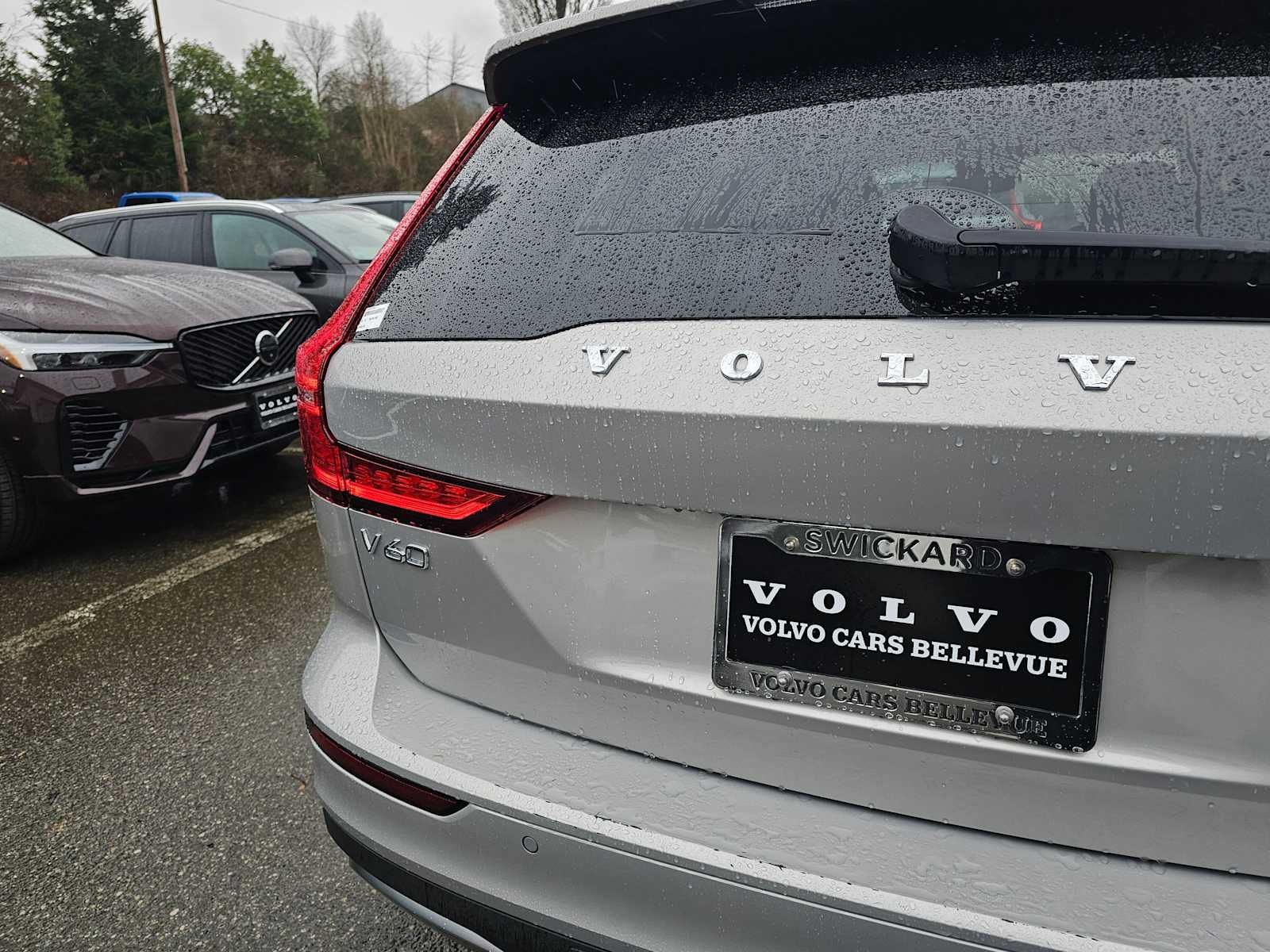 2025 Volvo V60 Cross Country Plus