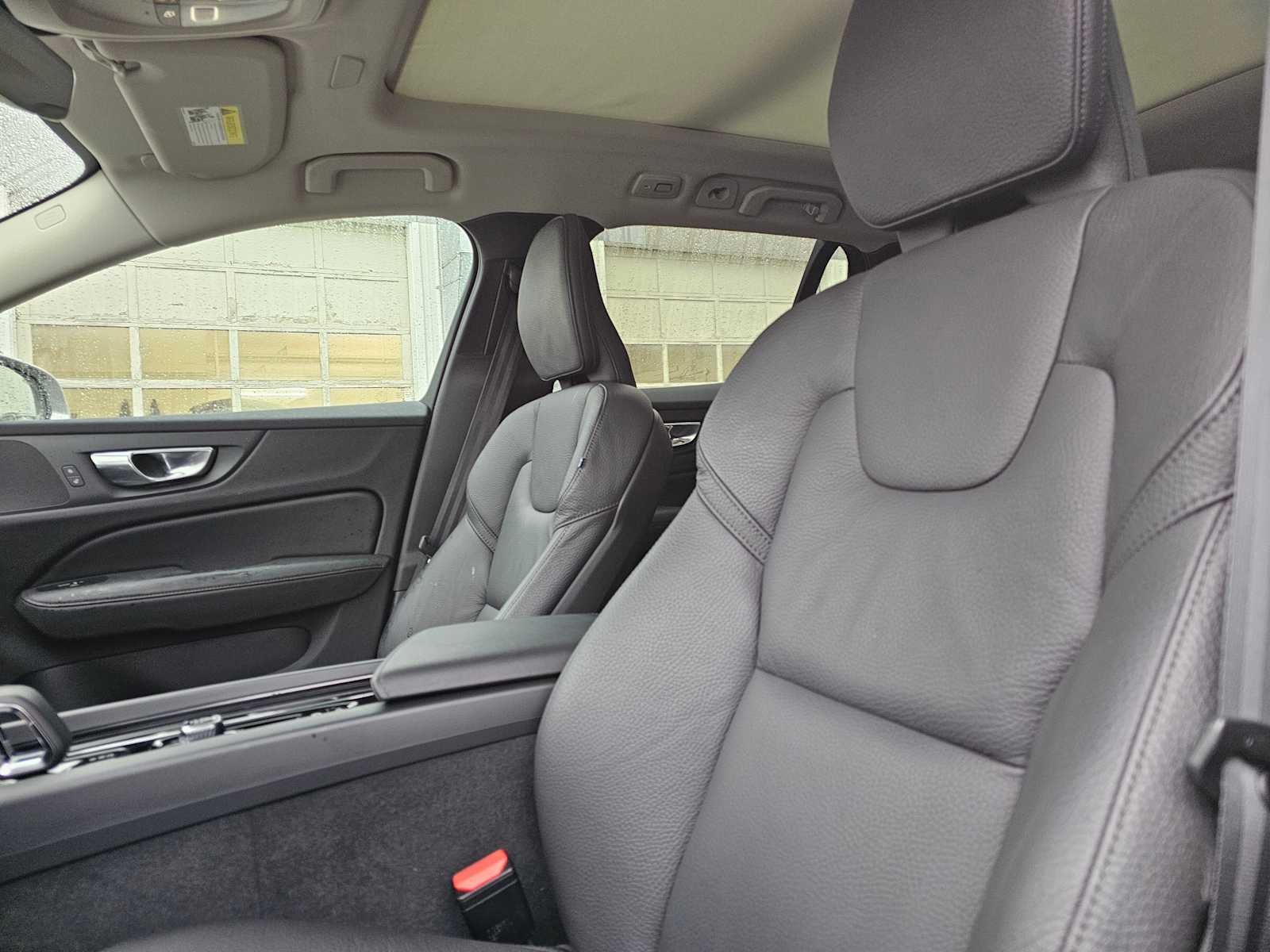 2025 Volvo V60 Cross Country Plus