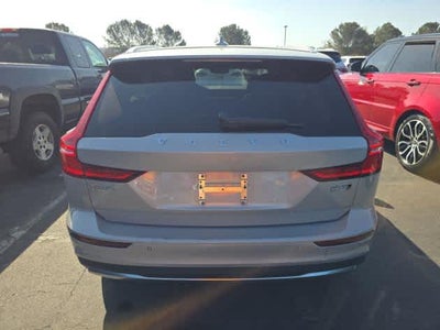 2025 Volvo V60 Cross Country Plus