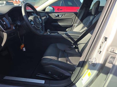 2025 Volvo V60 Cross Country Plus