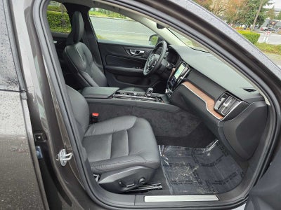 2025 Volvo V60 Cross Country Plus