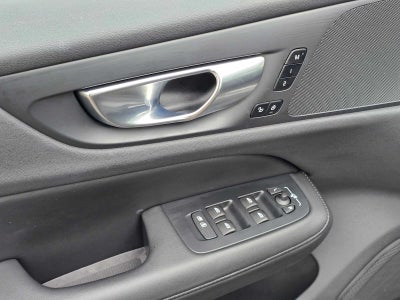 2025 Volvo V60 Cross Country Plus