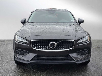 2025 Volvo V60 Cross Country Plus