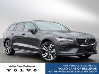 2025 Volvo V60 Cross Country Plus