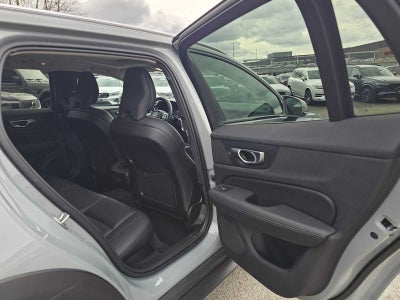 2025 Volvo V60 Cross Country Plus