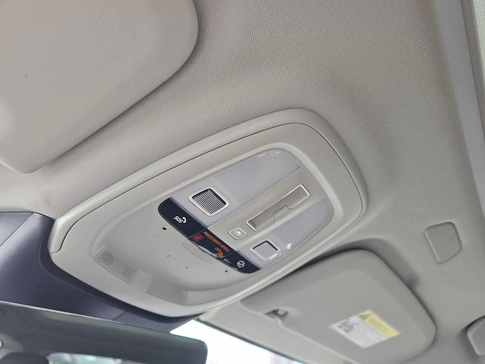 2025 Volvo V60 Cross Country Plus