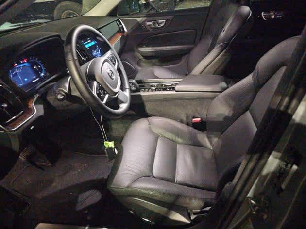 2025 Volvo V60 Cross Country Plus