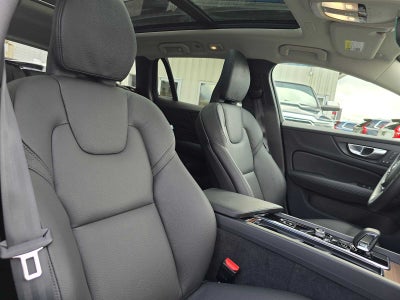 2025 Volvo V60 Cross Country Plus