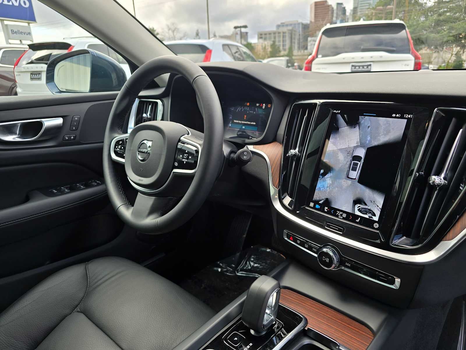 2025 Volvo V60 Cross Country Plus