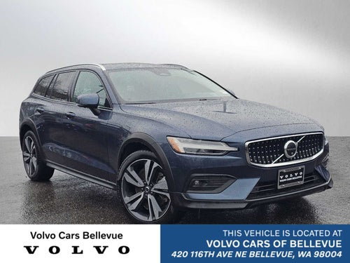 2025 Volvo V60 Cross Country Plus