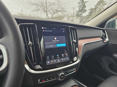 2025 Volvo V60 Cross Country Plus